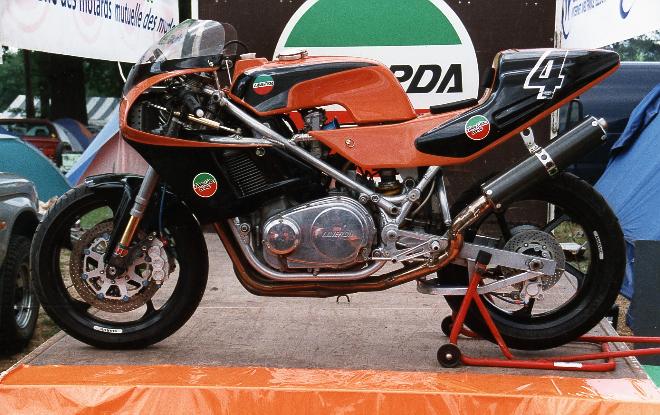 Nico Bakker Laverda mit 1200ccm 120°-Motor