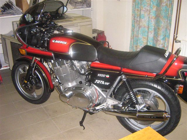 M15